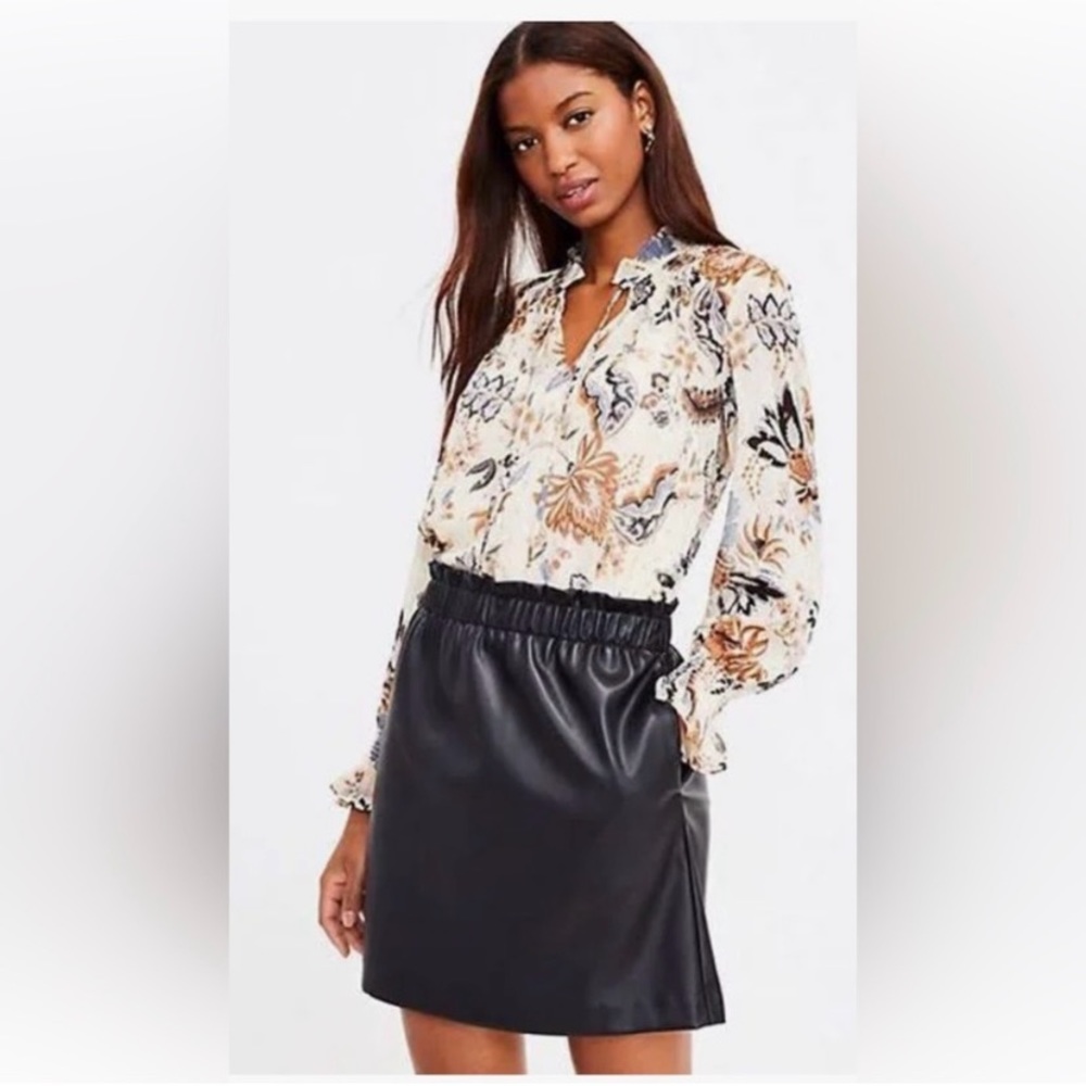 NWOT Loft faux leather mini skirt